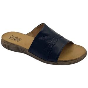 Miz Mooz Mae Black Leather Slip On Slide Sandals Womens EU 38 NEW